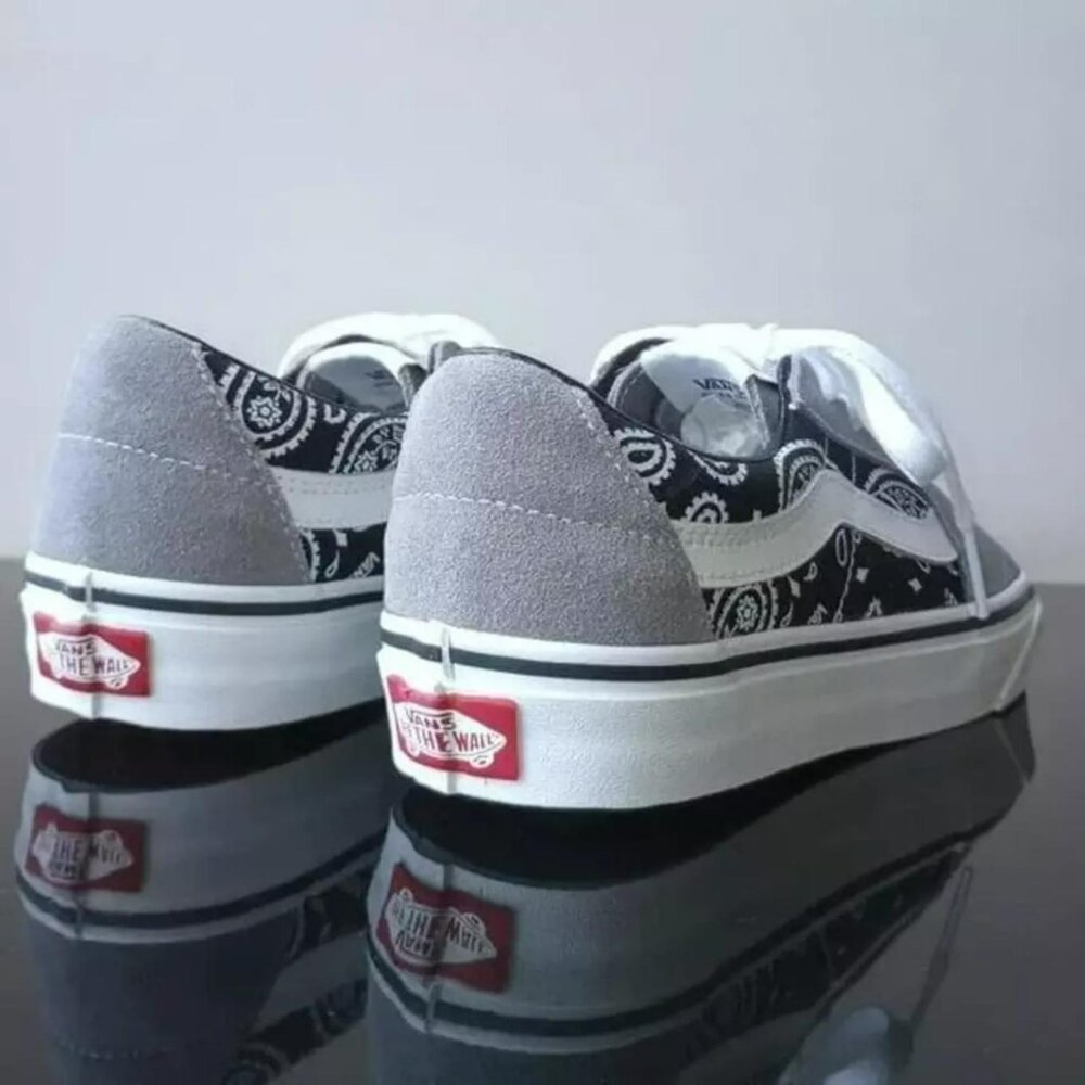Vans Women's Sk8-Low Suede/Canvas Sneaker in Wonderful Paisley Gray/True White - Picture 7 of 12